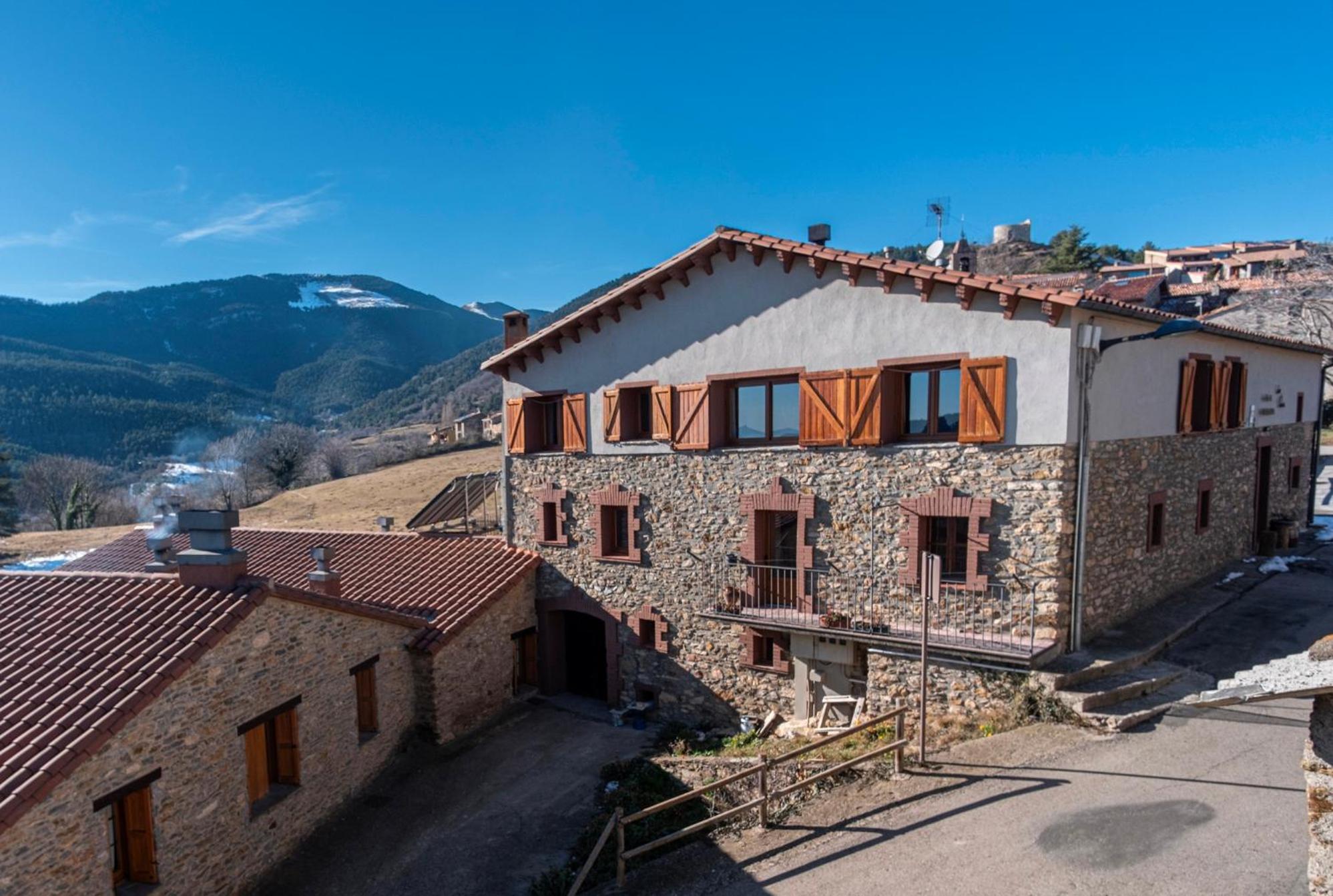 Can Tubau - Casa Rural - Apartaments Campelles Exterior foto